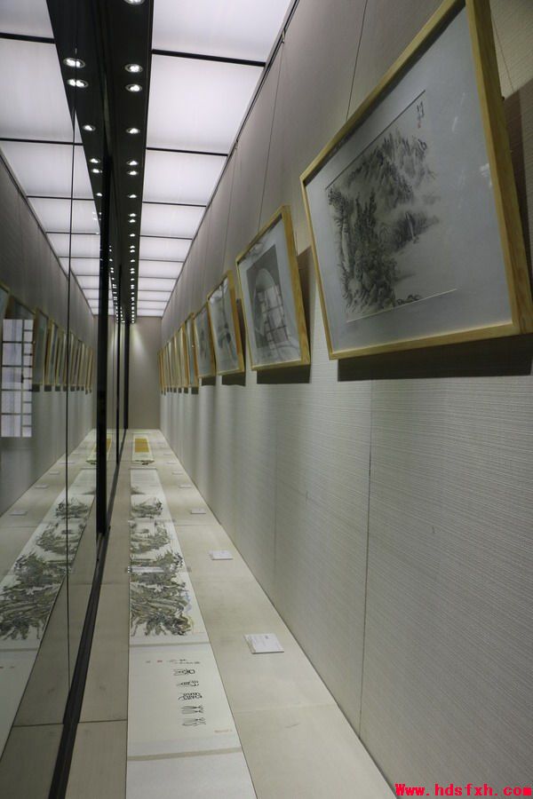 劲风朗怀——李琦书画展在邯郸博物馆开幕