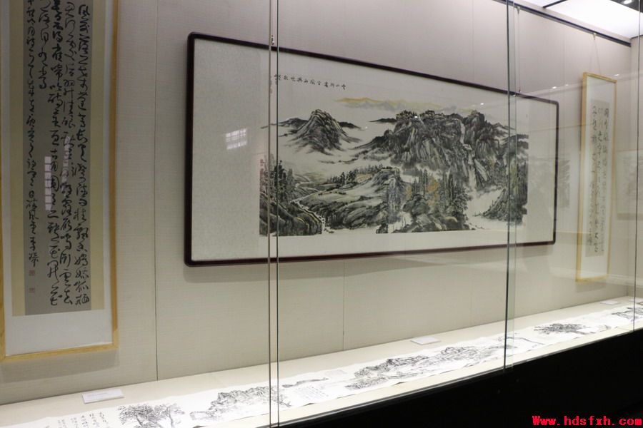 劲风朗怀——李琦书画展在邯郸博物馆开幕