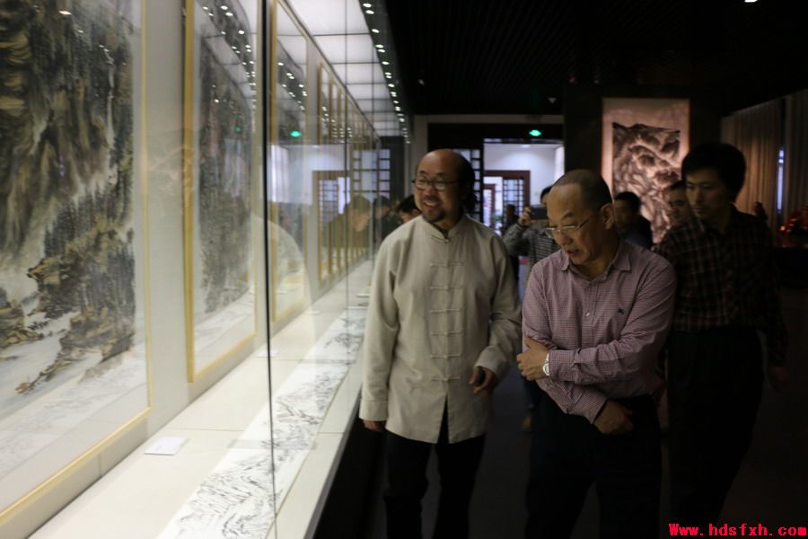 劲风朗怀——李琦书画展在邯郸博物馆开幕