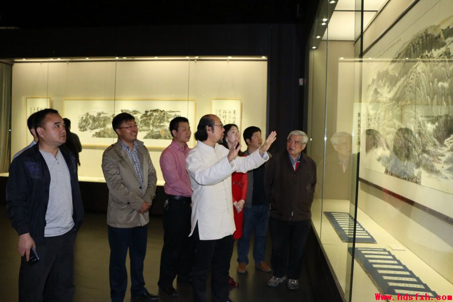 劲风朗怀——李琦书画展在邯郸博物馆开幕