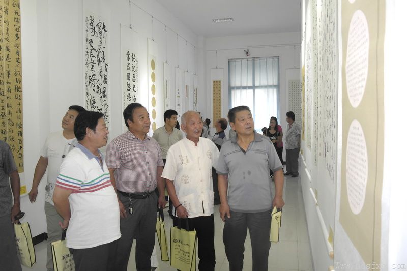 大名举办抗战胜利70周年书法作品展