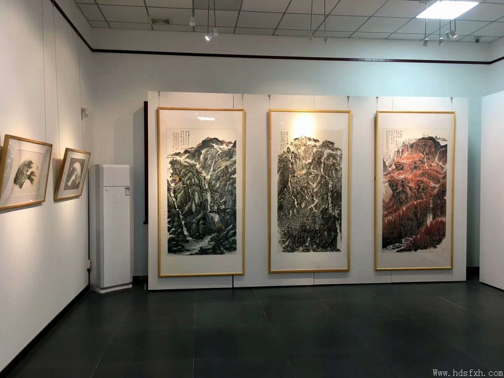 “劲风朗怀-李琦书画展”新闻发布会在八马茶行举行