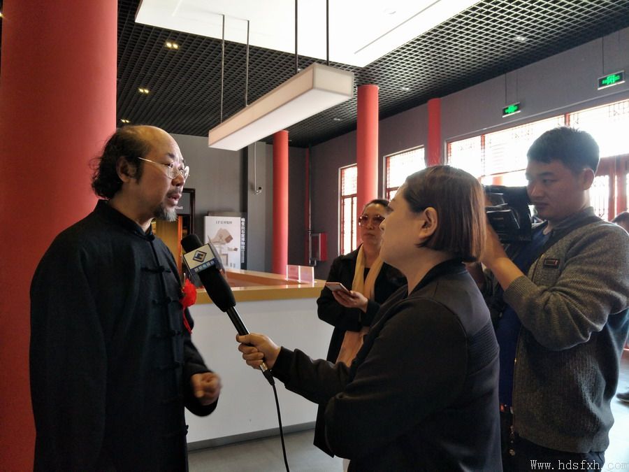 李琦先生绘画书法作品捐赠仪式在响堂山石窟艺术博物馆隆重举行