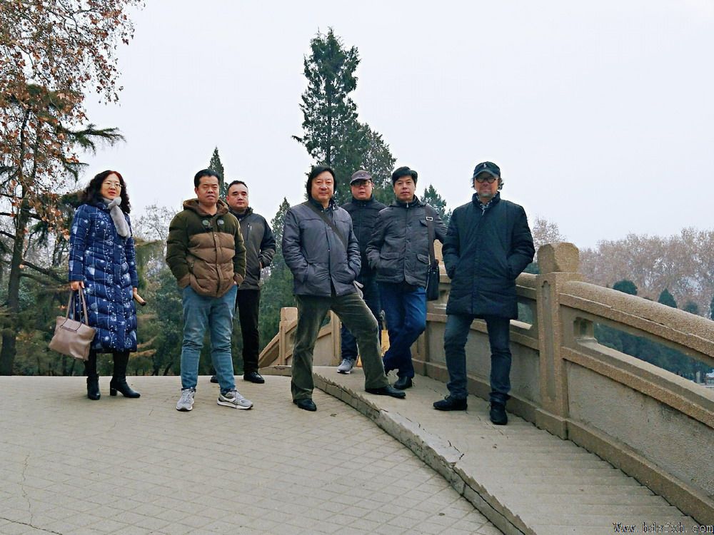 邯郸书协走进市城管局为民公益写春联送祝福