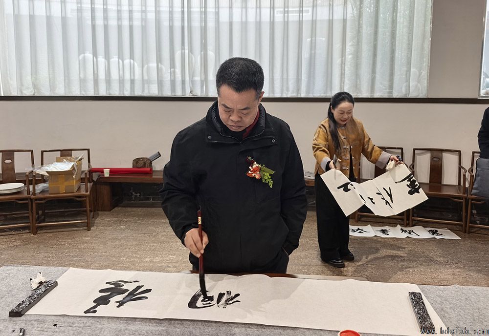 ��ǿ������--��īӭ���������鷨����չ�ڴ���Ҥ����ݿ�Ļ