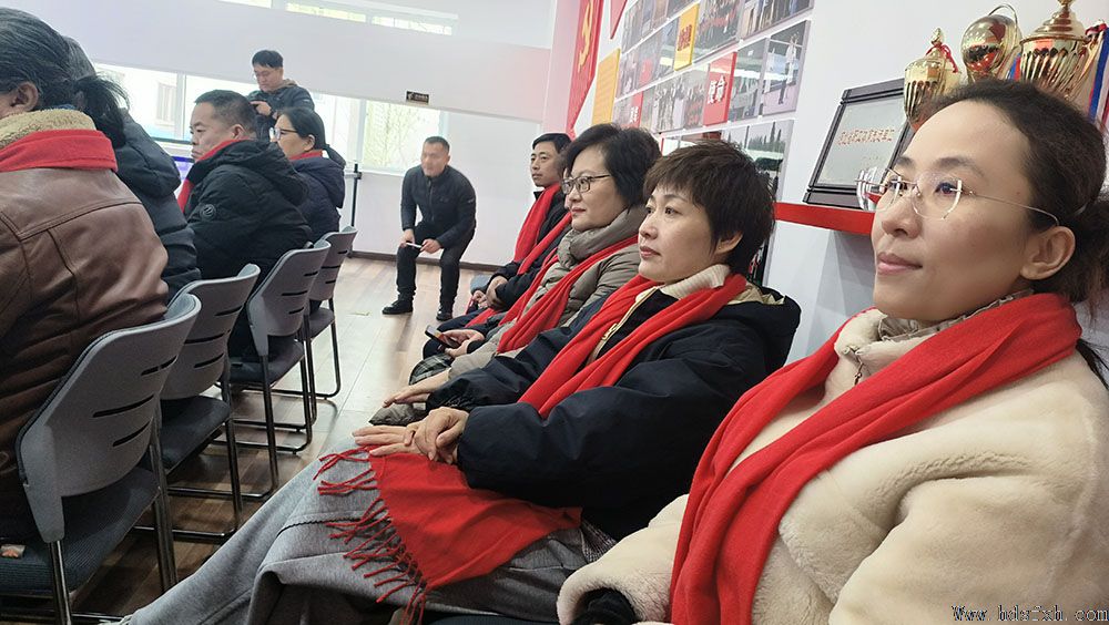 邯郸书协“万福迎春”公益活动走进邯钢附企