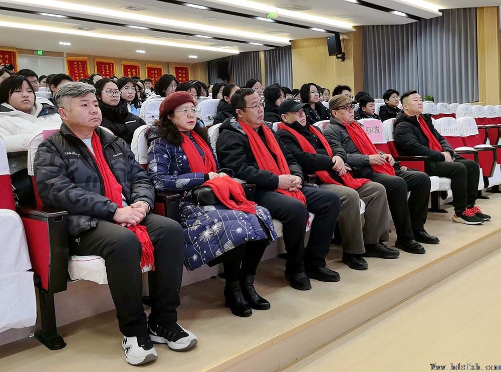 邯郸书协“强基工程”新春特别行动公益活动走进复兴区第三中学