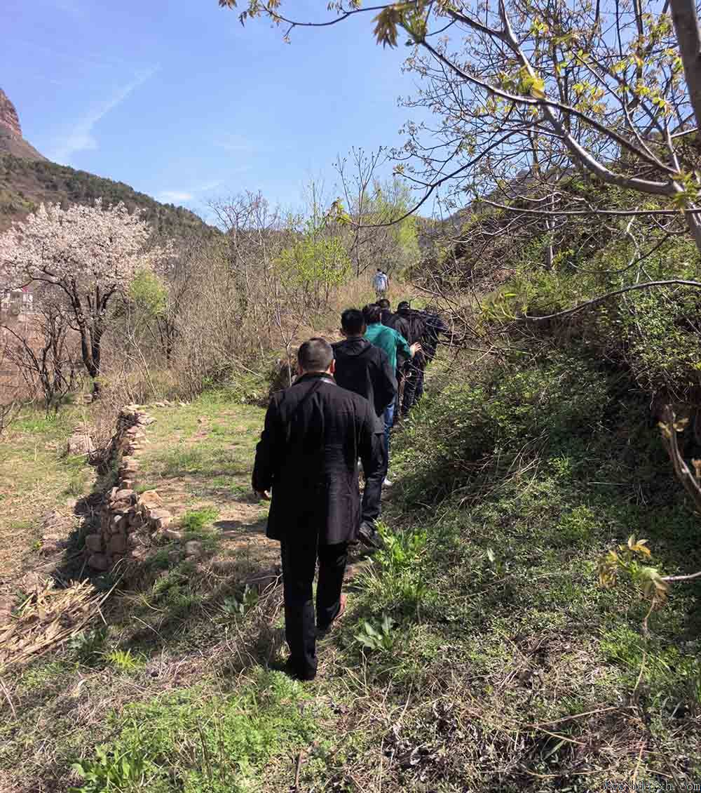 ������Э����ίԱ�Ḱ�䰲�á��Թ������Ͻ�ʯ�̡���ѧ�ɷ�