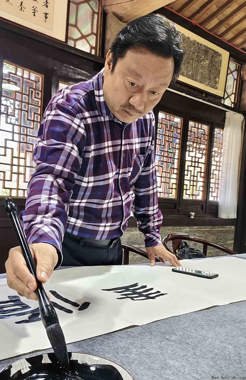 ������Э����ίԱ�Ḱ�䰲�á��Թ������Ͻ�ʯ�̡���ѧ�ɷ�