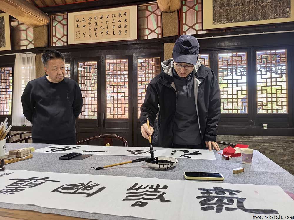 ������Э����ίԱ�Ḱ�䰲�á��Թ������Ͻ�ʯ�̡���ѧ�ɷ�